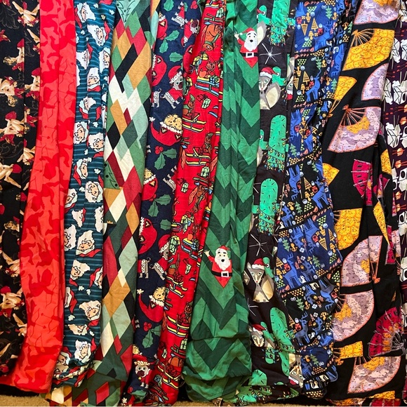 Luluaroe Printed Leggings Soft Lot One Size 13 Seasonal / Holiday - Picture 1 of 14